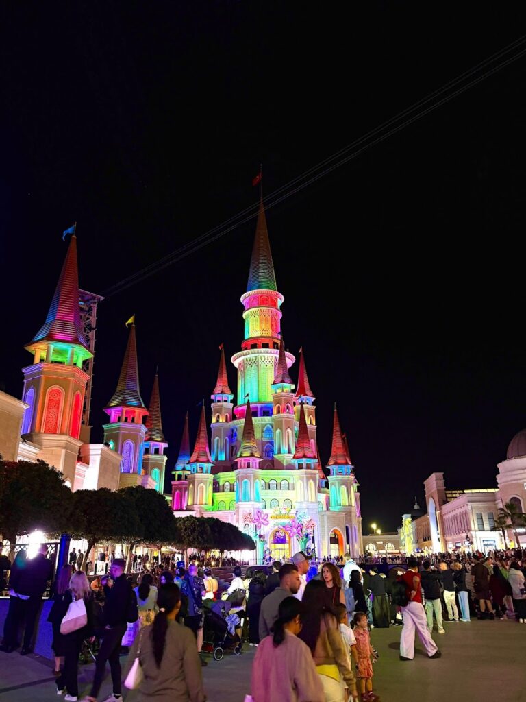 land of Legends night show