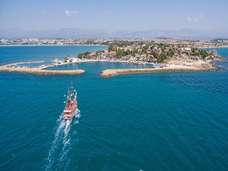 Side Boat Tour